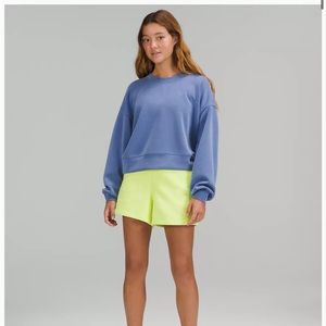 Perfectly Oversized Cropped Crew 
Softstreme